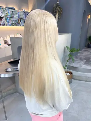 ロング カラー qulim所属・前橋 姫奈のヘアスタイル