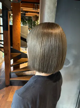 カラー 落海 風花のヘアスタイル