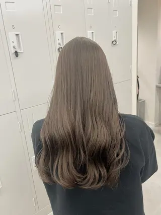 ロング カラー ユイナ 🕊NaVI ベージュ/透明感のヘアスタイル