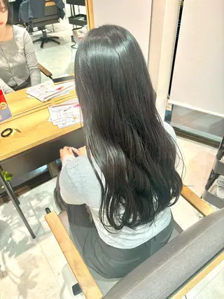 ロング 🌷透明感カラー🌷 リンカのヘアスタイル
