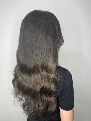 ロング カラー &chaLme   心斎橋所属・emi/髪質改善/ 韓国風/艶カラーのヘアスタイル