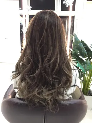 ロング カラー 松本 明日可のヘアスタイル