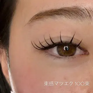 マツエク・マツパ Choco Mint by MINT岡山駅前店所属・平松 菜々美 / チョコミントのマツエク・マツパデザイン