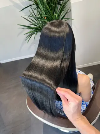 ロング カラー ヘアアレンジ SALOWIN east店6F所属・TAKUMI 【美髪特化】のヘアスタイル