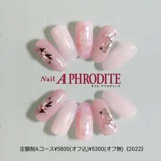 ネイル Nail  Aphroditeのネイルデザイン