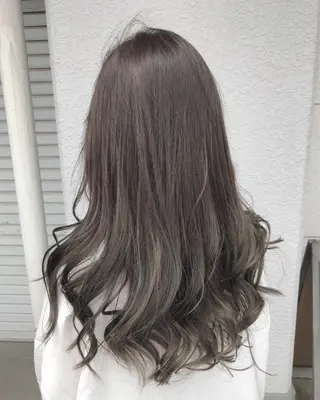 セミロング カラー レイヤーカット匠 イソザキノリユキのヘアスタイル