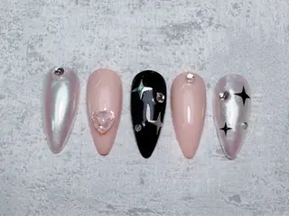 ネイル lucky nail 歌舞伎町のネイルデザイン