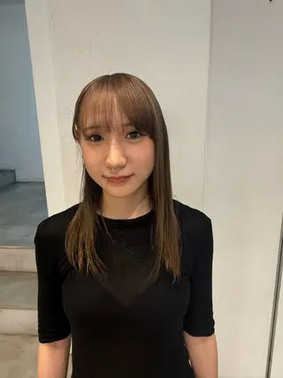 セミロング カラー ハイトーン/デザイン 🪐·˚⌖MIHOのヘアスタイル