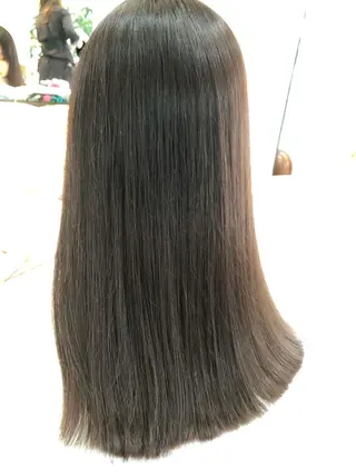 カラー 青野 有雅のヘアスタイル