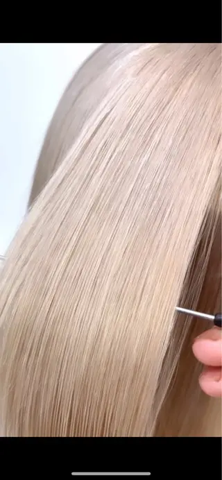 カラー BEEST所属・ate 【暖色/ハイトーン】のヘアスタイル