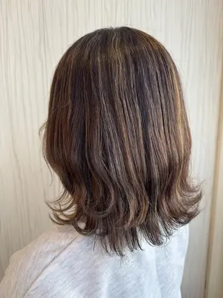 ミディアム 松尾 怜奈のヘアスタイル