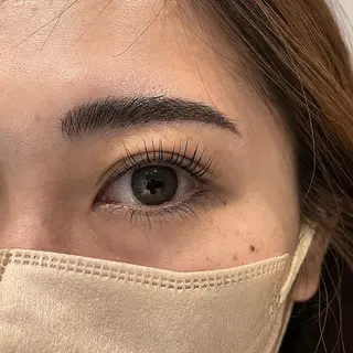 アイブロウ 紬麦 吉祥寺店所属・Arisaka Mikuのマツエク・マツパデザイン