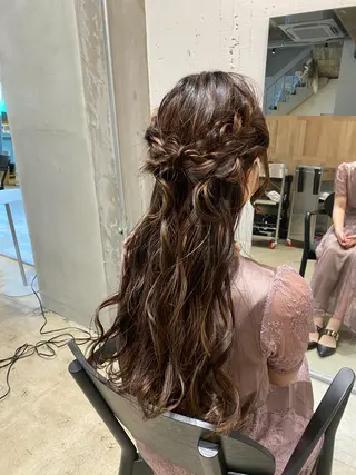 ロング レイヤーカット/ ダブルカラーサクライのヘアスタイル