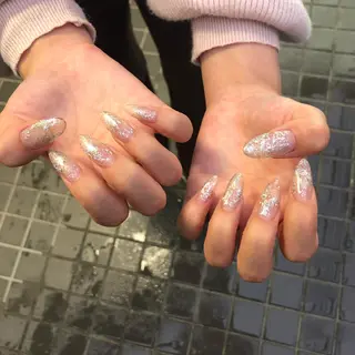 ネイル 河野 弥月のネイルデザイン