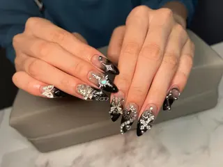 ネイル Nail Salon L'arc所属・💊大阪/心斎橋 moni🧠のネイルデザイン