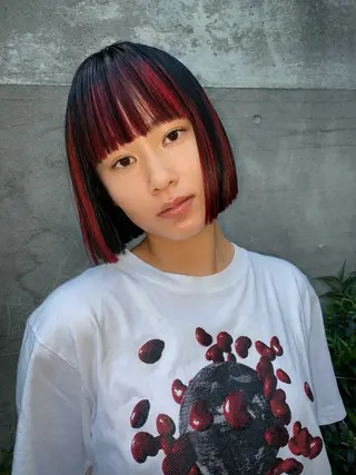 カラー 坂入 美帆のヘアスタイル