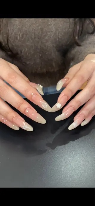 ネイル aya 🍓のネイルデザイン