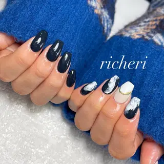 ミディアム ネイル richeri beautyのネイルデザイン