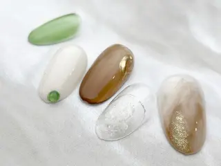 ネイル una+(ウナプラス）所属・Nodoka nailのネイルデザイン