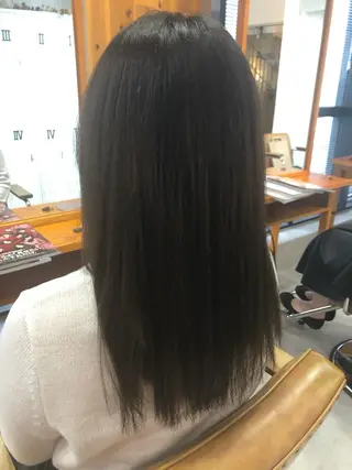 セミロング カラー 脇谷 拓弥のヘアスタイル