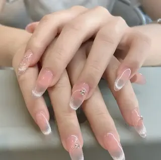 ネイル 高木 維麗絲のネイルデザイン