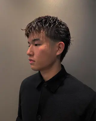 ショート メンズ 吉田一輝 外国人パーマのヘアスタイル