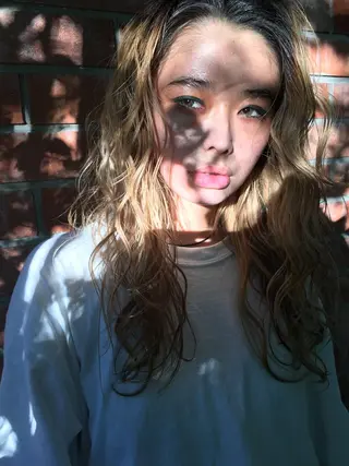 セミロング lit hair ハヅキのヘアスタイル