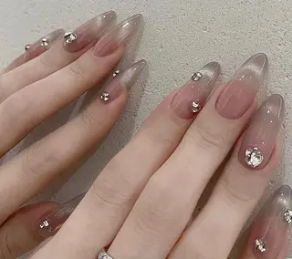 セミロング nina beautyのネイルデザイン