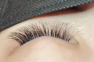 マツエク・マツパ アイブロウ magicalstick所属・青木 寿恵のマツエク・マツパデザイン