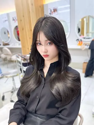 ロング カラー 🇰🇷韓国風くびれ ヘア🇰🇷中村優大のヘアスタイル