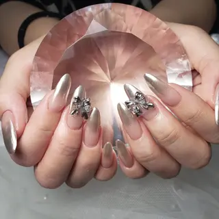 ネイル ビジュード ネイルのネイルデザイン