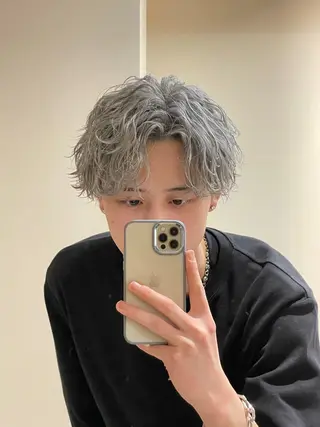 ショート カラー メンズ 🌀曲がる縮毛矯正 パーマ特化🌀神山哲のヘアスタイル