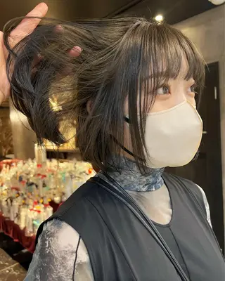 ショート カラー haco＋所属・圧倒的デザイン力 店長🎨RENAのヘアスタイル