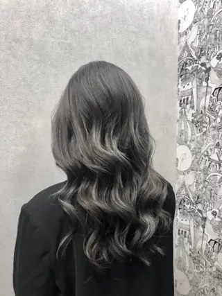 セミロング カラー うる艶カラー🤍 SAKI🧸錦糸町のヘアスタイル