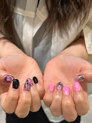 ネイル ꪆৎ平行アーチ ྀི ワカナの眉毛・アイブロウイメージ