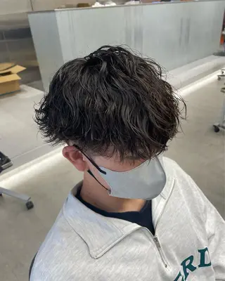 ショート パーマ メンズ カラーモデル⚡️ REONのヘアスタイル