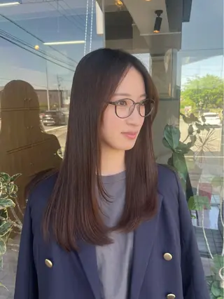 ロング alu所属・alu yuinaのヘアスタイル