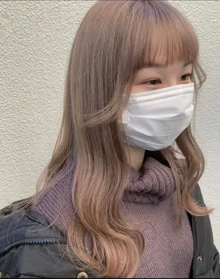 ロング カラー ヤマダ サクラのヘアスタイル