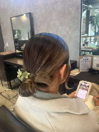 ミディアム ink aiのヘアスタイル