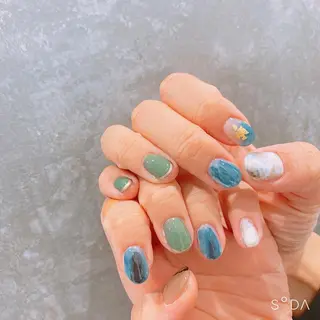 ネイル Rena colore'のネイルデザイン