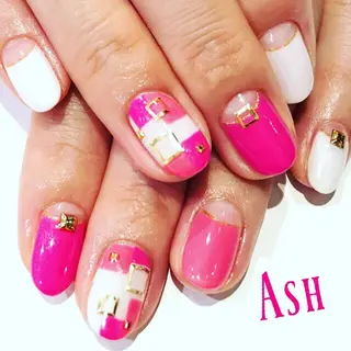 ネイル 🩵NORIKO 上品ネイルが得意🩵のネイルデザイン