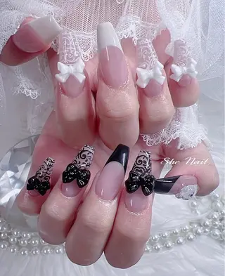 ネイル She   Nail所属・ISA_ BELLAのネイルデザイン