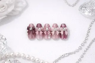 ネイル 南森町rebest 💅nailのネイルデザイン