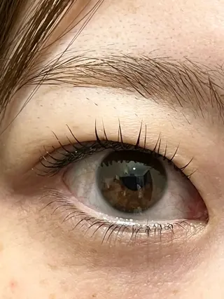 マツエク・マツパ Cure所属・三澤 朱里の眉毛・アイブロウイメージ