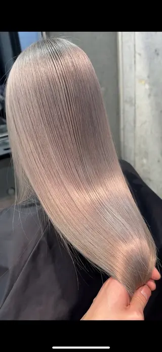 ロング GO TODAYシェアサロン原宿Leap店所属・髪質改善 レイヤー ボブ Naoyaのヘアスタイル