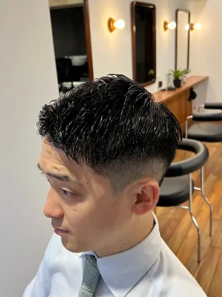 ショート メンズ メンズカット✂️ スキンフェード伊藤陸のヘアスタイル