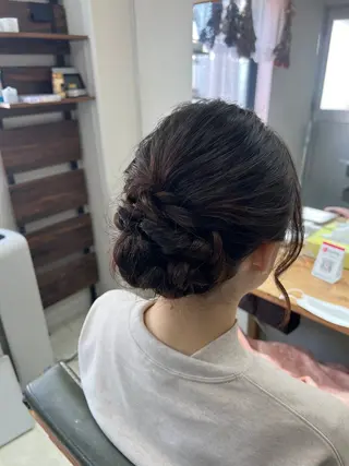 ロング ヘアアレンジ 山室 敬義のヘアスタイル