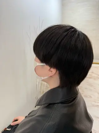 ショート カラー パーマ 🦁おとは🦁 EssbyLovisのヘアスタイル