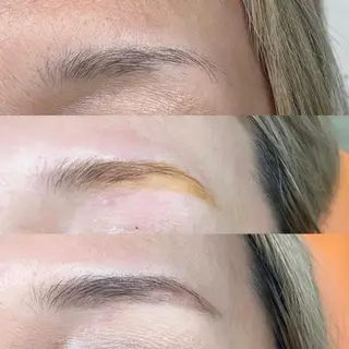 アイブロウ AKI💛 すみれのマツエク・マツパデザイン