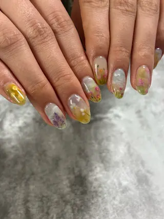 ネイル FIORITURA Maikoのネイルデザイン